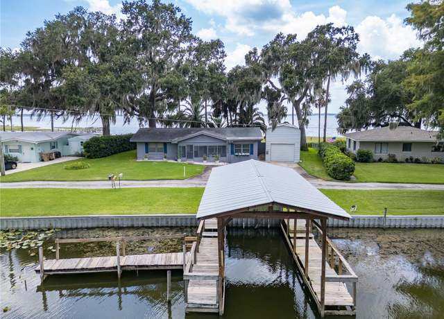 Property at 7824 Live Oak Ln, Leesburg, FL 34788, 2 beds, 2 baths