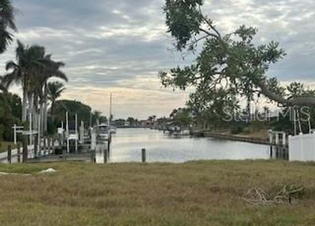 Property at 21811 Edgewater Dr, Port Charlotte, FL 33952, 3 beds, 2 baths