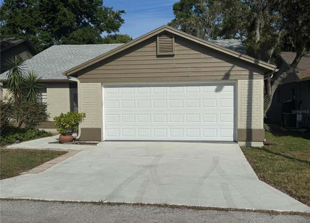 Property at 7941 Clarendon Dr, New Port Richey, FL 34654, 3 beds, 2 baths
