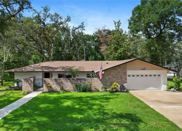 Property at 203 N Sweetwater Blvd, Longwood, FL 32779, 4 beds, 2 baths