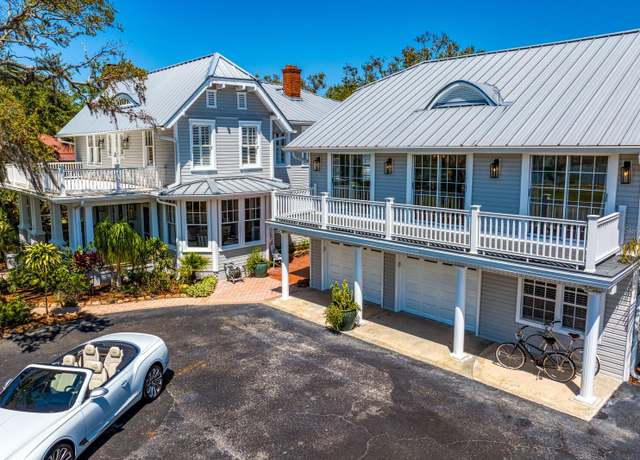 Property at 147 & 139 Edgewater Dr, Dunedin, FL 34698, 6 beds, 5.5 baths