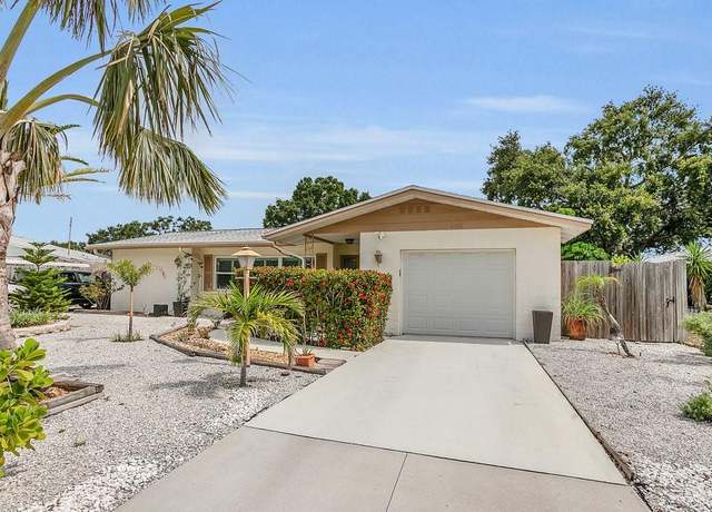 Property at 6012 1st Ave W, Bradenton, FL 34209, 2 beds, 2 baths