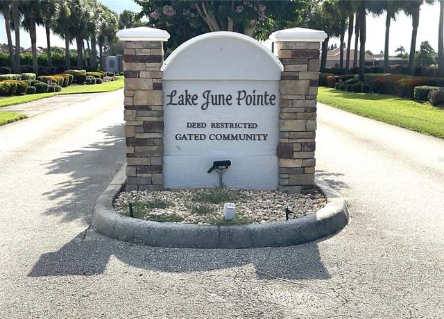 Property at 547 Sunset Pointe Dr, Lake Placid, FL 33852