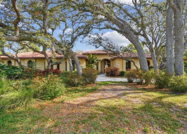 Property at 9611 125th St N, Seminole, FL 33772, 3 beds, 3 baths