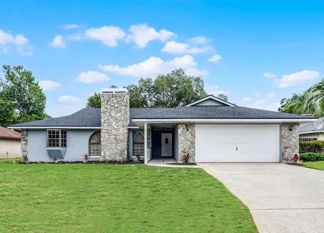 Property at 229 Marcum Trace Dr, Lakeland, FL 33809, 3 beds, 2 baths