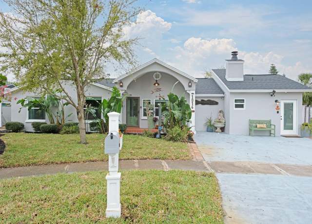 Property at 1016 Greenleaf Way, Tarpon Springs, FL 34689, 4 beds, 3 baths