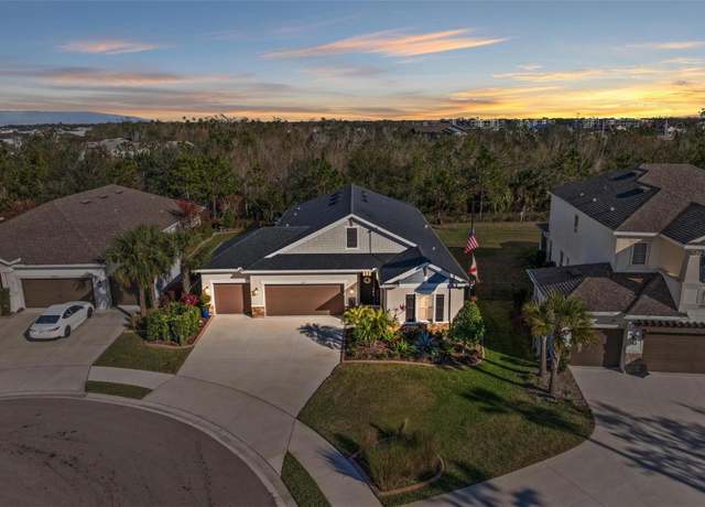 Property at 4611 Los Robles Ct, Palmetto, FL 34221, 4 beds, 3 baths