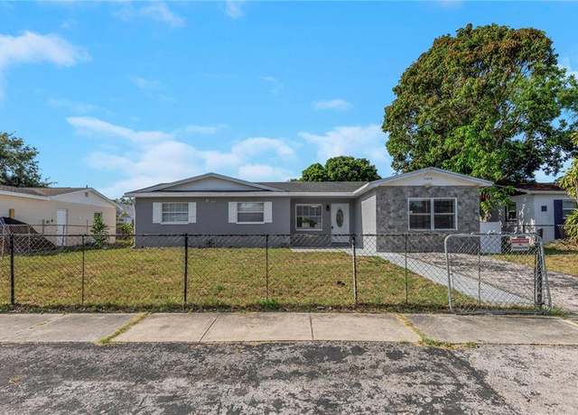 Property at 11809 129th Ave, Largo, FL 33778, 5 beds, 2.5 baths