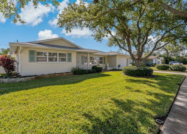 Property at 2211 Morningside Dr, Clearwater, FL 33764, 2 beds, 2 baths