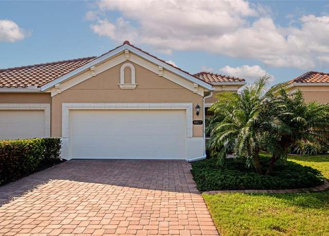 Property at 6907 Costa Bella Dr, Bradenton, FL 34209, 3 beds, 2 baths