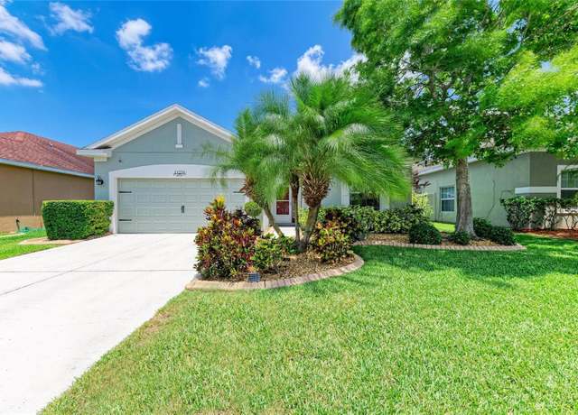 Property at 11254 82nd St E, Parrish, FL 34219, 3 beds, 2 baths