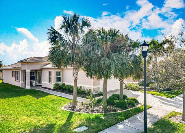 Property at 4949 Sandy Glen Way, Wimauma, FL 33598, 3 beds, 2 baths