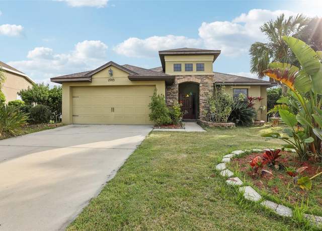 Property at 2703 Gullane Ct, Kissimmee, FL 34746, 3 beds, 2 baths