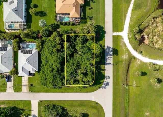 Property at 101 Turtle Dr, Rotonda West, FL 33947