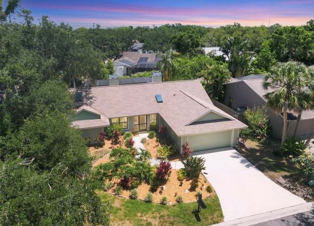 Property at 4079 Woodview Dr, Sarasota, FL 34232, 3 beds, 2 baths