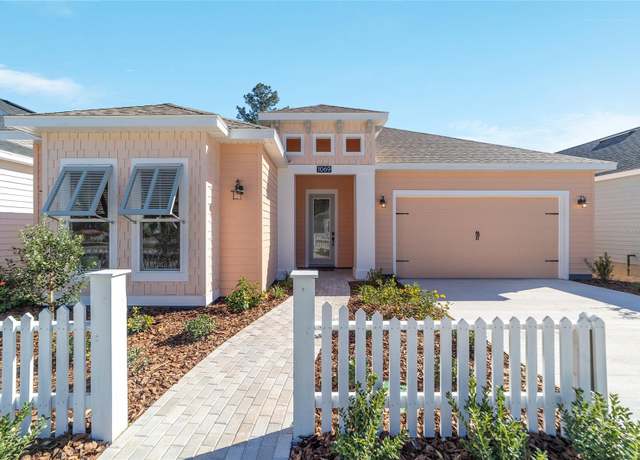 Property at 1069 NW 132nd Blvd, Newberry, FL 32669, 3 beds, 2 baths