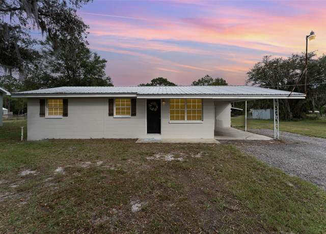 Property at 218 King Rd, Winter Haven, FL 33880, 3 beds, 1 bath