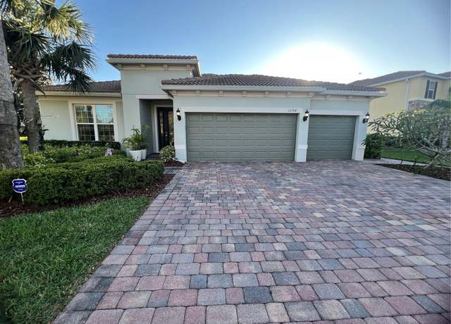 Property at 12184 Aztec Rose Ln, Orlando, FL 32827, 4 beds, 3 baths