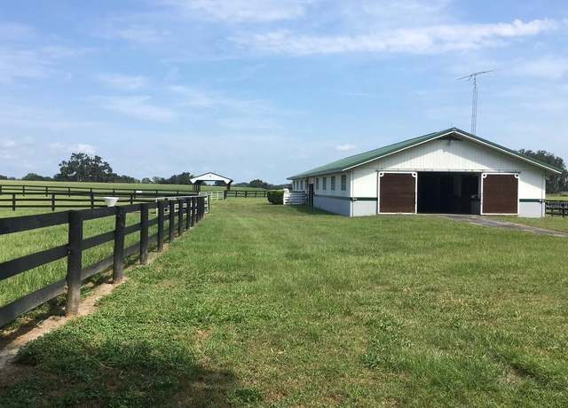 Property at 295 NE 110th St, Ocala, FL 34479, 4 beds, 3 baths