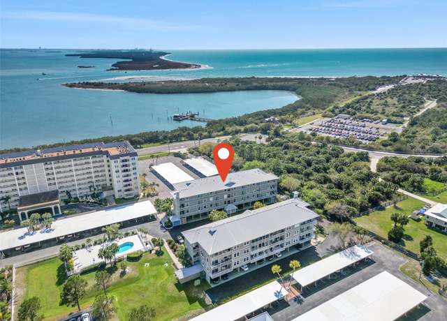 Property at 5 Island Park Pl #305, Dunedin, FL 34698, 3 beds, 2 baths