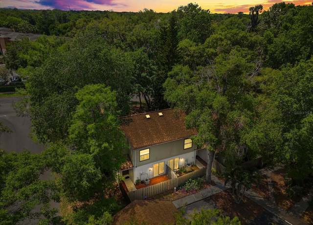Property at 503 Moree Loop, Winter Springs, FL 32708, 2 beds, 2.5 baths