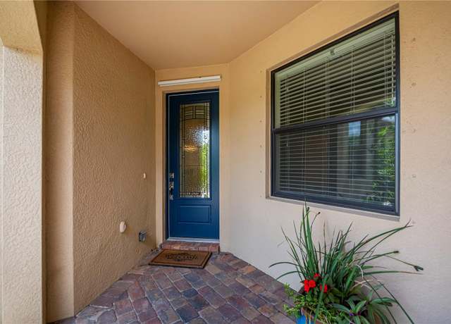 Property at 19269 Serafina St, Venice, FL 34293, 2 beds, 2 baths