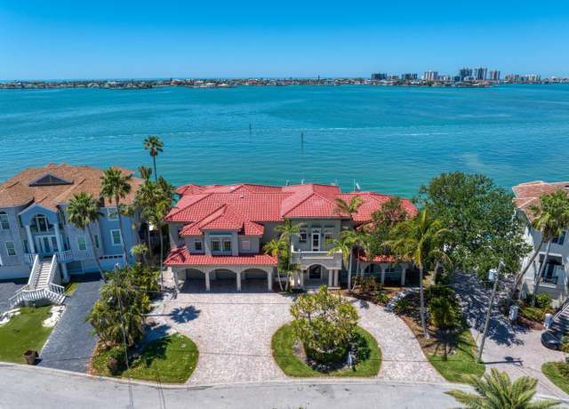 Property at 26 Sunset Bay Dr, Belleair, FL 33756, 5 beds, 6.5 baths