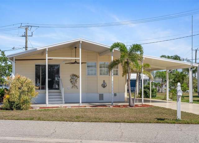 Property at 558 Fleetwood St, North Port, FL 34287, 2 beds, 2 baths