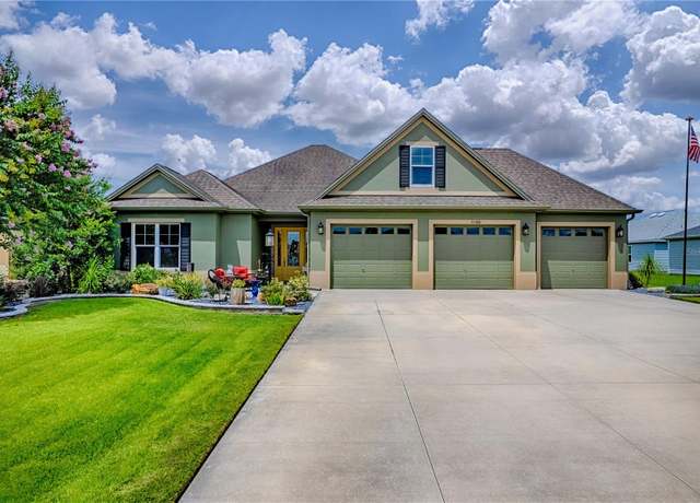 Property at 11106 Lammer Ln, Oxford, FL 34484, 4 beds, 2 baths