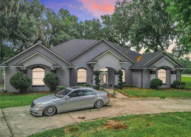 Property at 6615 SE 158th Pl #6, Summerfield, FL 34491, 4 beds, 3 baths