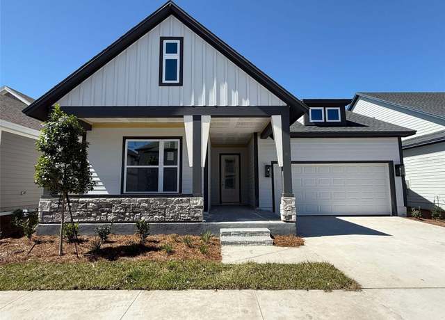 Property at 6615 Quest St, St Cloud, FL 34771, 4 beds, 4 baths
