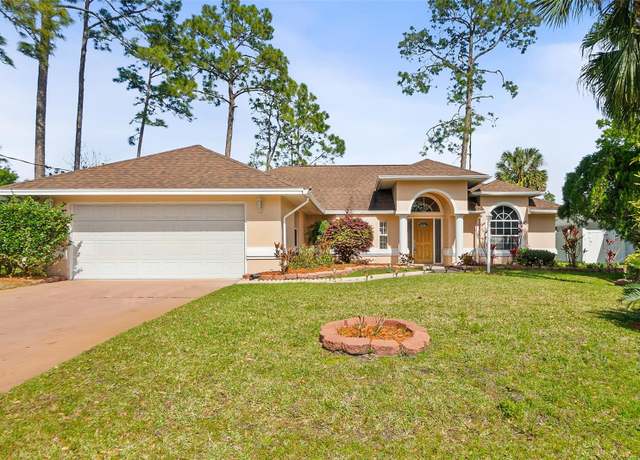 Property at 28 Woodlyn Ln, Palm Coast, FL 32164, 3 beds, 2 baths