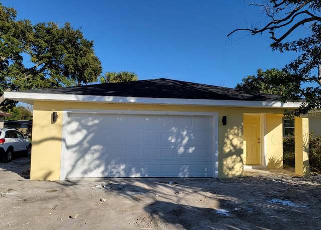 Property at 2453 Broadway St, Sanford, FL 32771, 3 beds, 2.5 baths