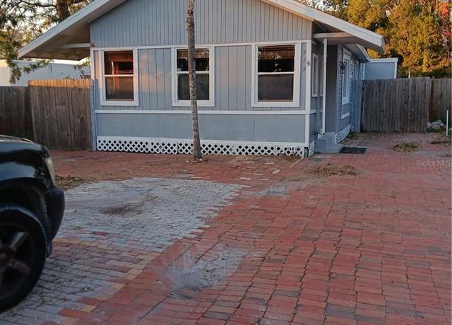Property at 718 New York St, Clearwater, FL 33756, 3 beds, 2 baths