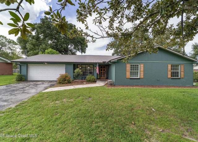 Property at 4015 SE 15th St, Ocala, FL 34471, 4 beds, 2 baths