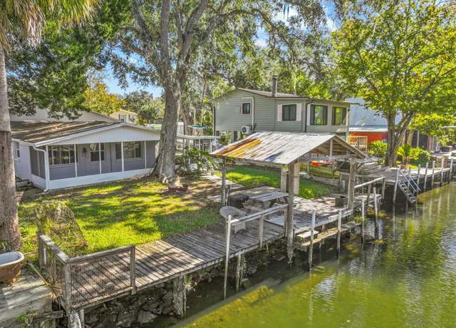 Property at 7195 Bethesda Ct, Weeki Wachee, FL 34607, 2 beds, 1 bath