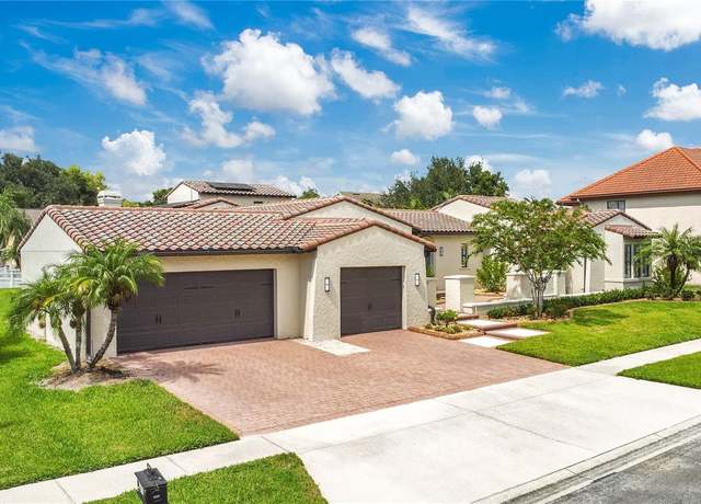 Property at 2205 Eagles Landing Way, Kissimmee, FL 34744, 4 beds, 3.5 baths