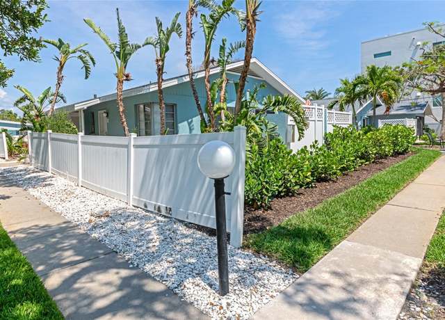 Property at 170 Roosevelt Dr #2, Sarasota, FL 34236, 1 bed, 1 bath