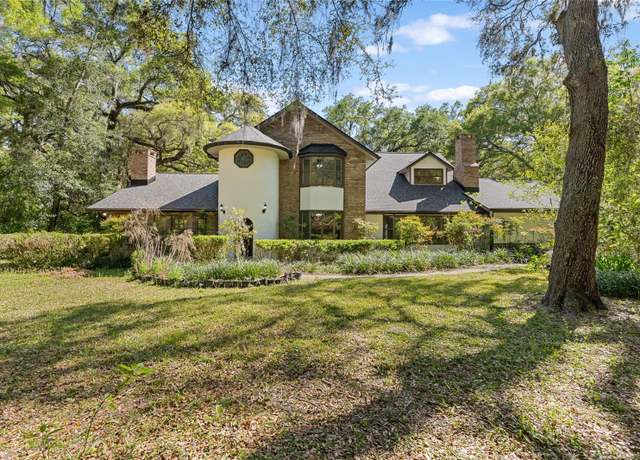 Property at 8025 SW 103rd Ave, Gainesville, FL 32608, 4 beds, 3.5 baths