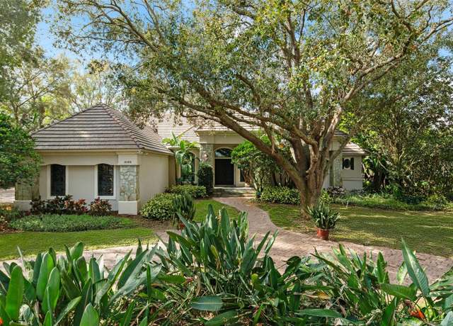 Property at 5138 Fairway Oaks Dr, Windermere, FL 34786, 4 beds, 4.5 baths