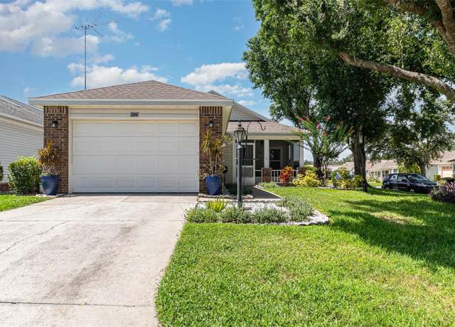 Property at 4525 Eaglewood Dr, Leesburg, FL 34748, 2 beds, 2 baths