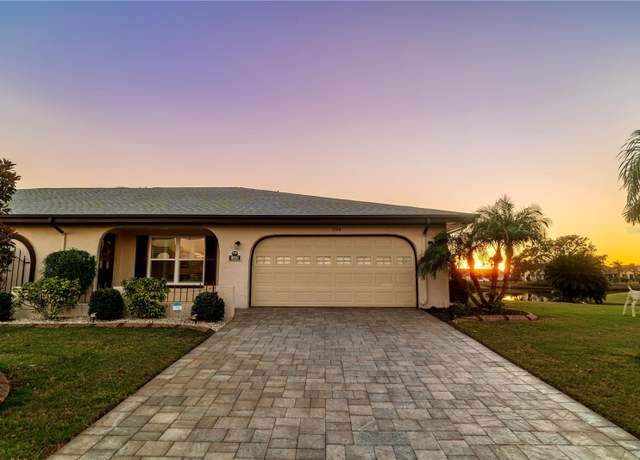 Property at 1506 Bentwood Dr, Sun City Center, FL 33573, 2 beds, 2 baths