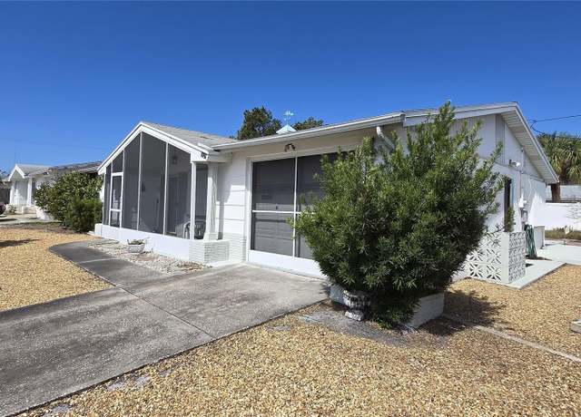 Property at 5031 Billings Dr, Holiday, FL 34690, 2 beds, 2 baths