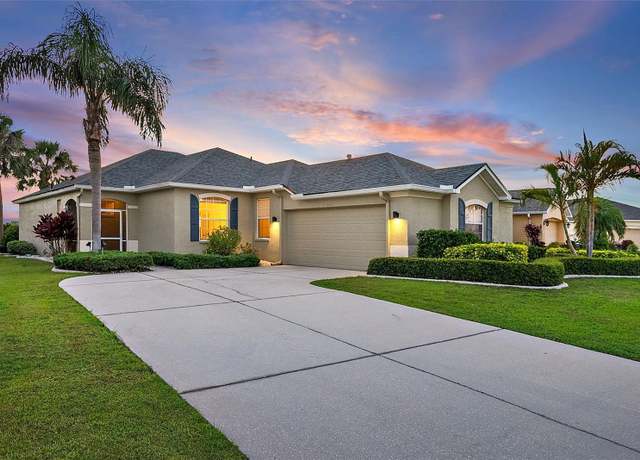 Property at 1111 Jasmine Creek Ct, Sun City Center, FL 33573, 3 beds, 2 baths