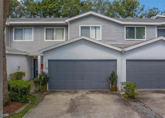 Property at 9209 Jakes Path, Largo, FL 33771, 3 beds, 2.5 baths