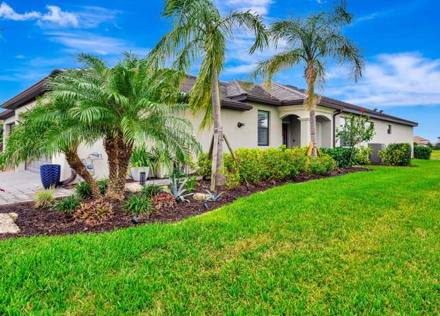 Property at 16111 Sunny Day Dr, Bradenton, FL 34211, 2 beds, 2 baths