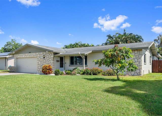 Property at 2587 60th Ave S, St Petersburg, FL 33712, 3 beds, 2 baths