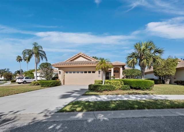Property at 3835 Alamanda Dr, Sarasota, FL 34238, 3 beds, 2 baths