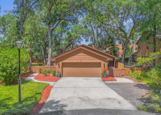 Property at 5 W Village Dr, Oviedo, FL 32765, 3 beds, 2 baths