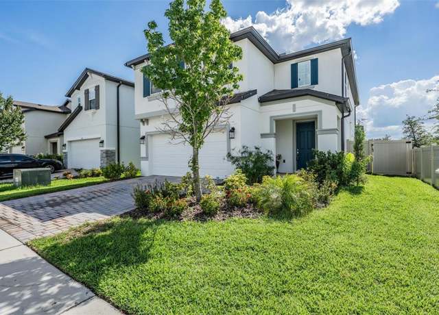 Property at 7517 Notched Pine Bnd, Wesley Chapel, FL 33545, 4 beds, 2.5 baths